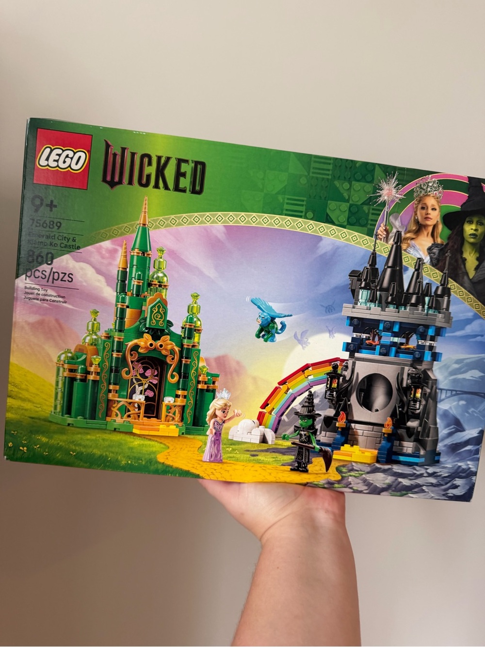 LEGO Wicked Emerald City & Oz Castle Kids Toy Set - Green, Black, Blue 75689